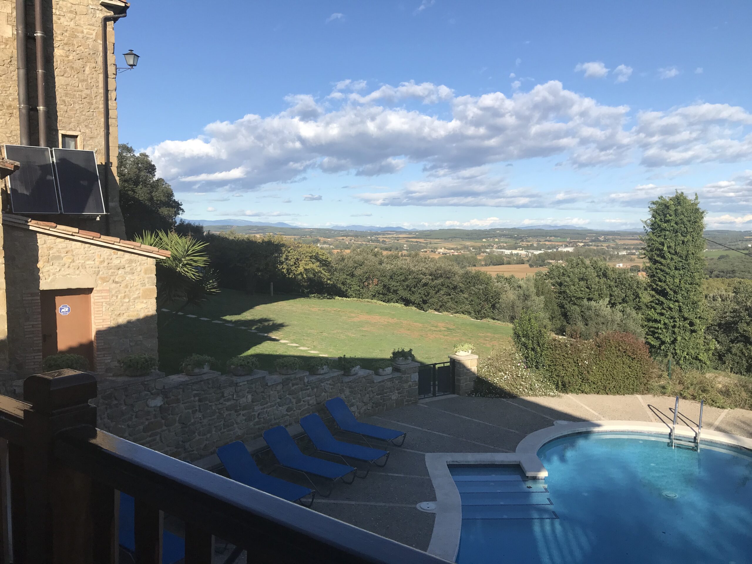 Zwembad van masia Can Tapis